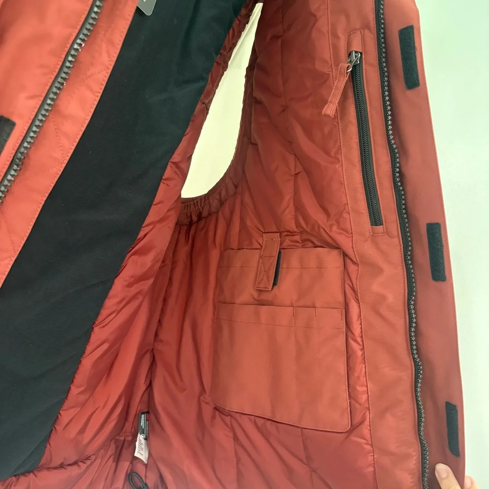Duluth Trading Co Whaleback Burnt Red Vest - Picture 7 of 7